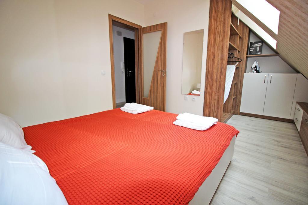 Lilly Apartments Plovdiv Ngoại thất bức ảnh